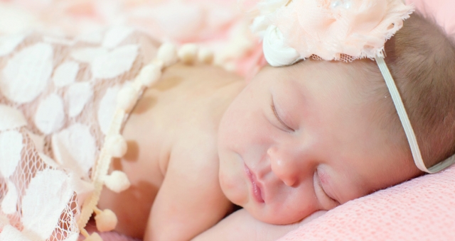 Emma, 8 days new