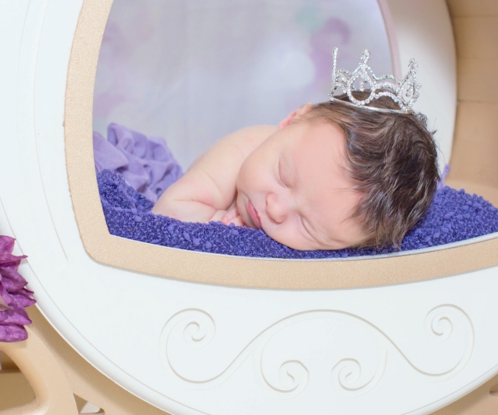 Hayden, 6 days new
