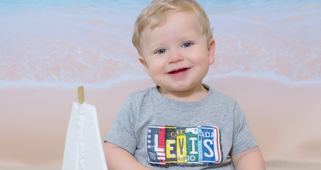Levi, 1 Year & Cake Smash