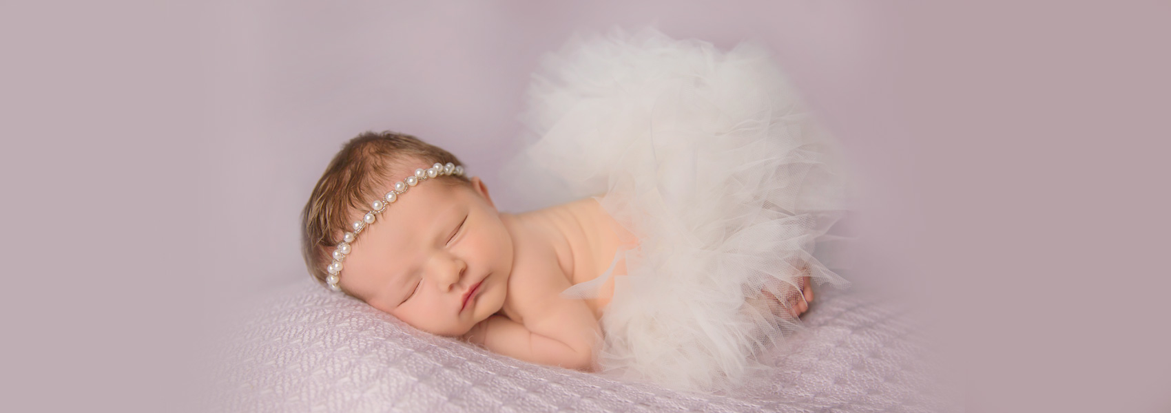 Whitney, 6 days new
